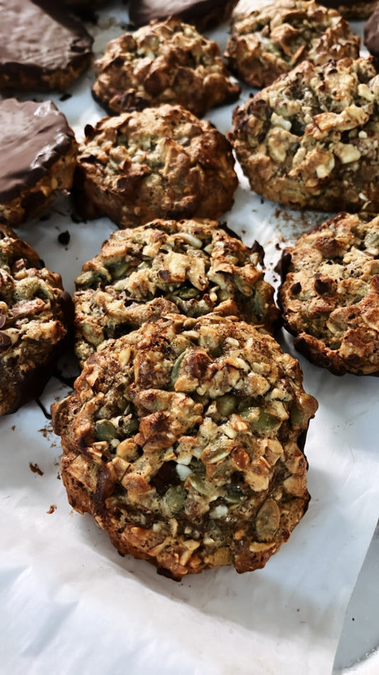 Biscuits « Clusters » aux noix, graines & chocolat noir - Boîte de 6